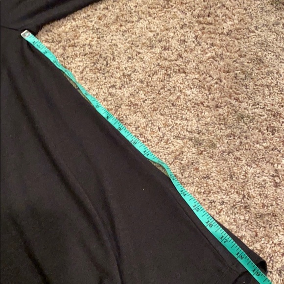 41 Hawthorn Stitch Fix Black V-neck Top - Picture 6 of 8